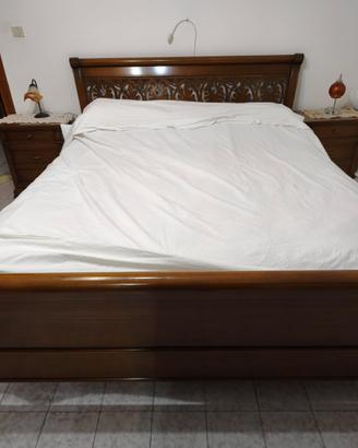 Letto matrimoniale + 2 comodini LE FABLIER