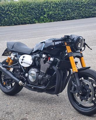 Yamaha XJR 1300 cafè race