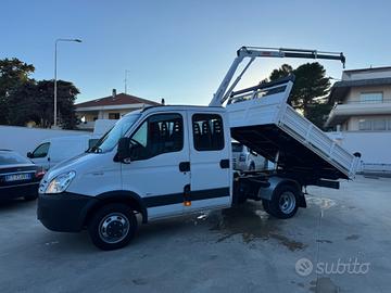 Iveco daily 35c15 7 posti ribaltabile e gru