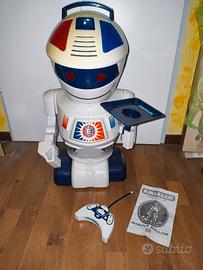 Emiglio robot giocattolo 