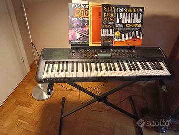 Tastiera Yamaha PSR-E383 DeLuxe Bundle completa