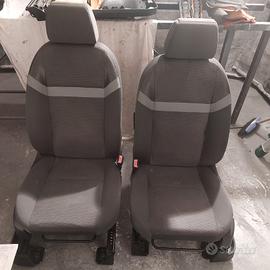 sedili Ford Kuga 2010