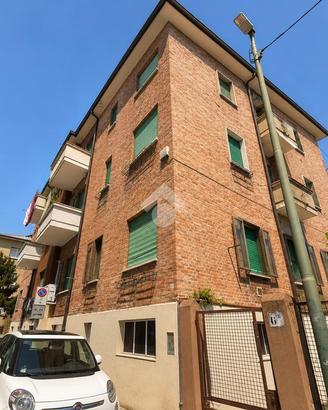 3 LOCALI A VENEZIA