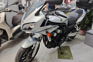 Yamaha fazar 600