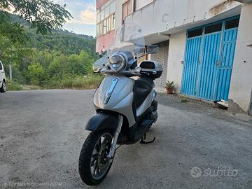 Piaggio Beverly 500