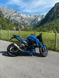 Gsx-S 750 Yugen Carbon