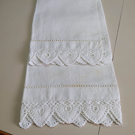 Asciugamano in puro lino nuovo