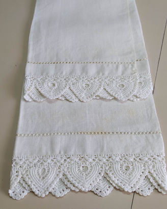 Asciugamano in puro lino nuovo