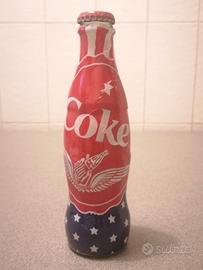 Coca-Cola USA America bandiera bottiglietta Coke