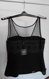 top nero con spalli e in voile  