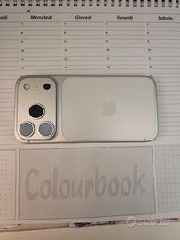 iPhone 17 Pro Silver