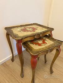 Antichi tavolini