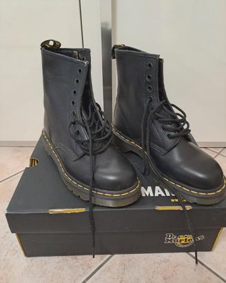 dr martens vintage 