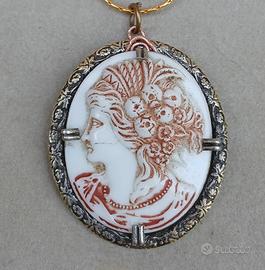 Antico Ciondolo Cammeo in ceramica divinità Bacco