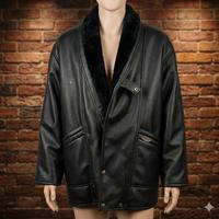 Giacca in Pelle Nera Taglia XL