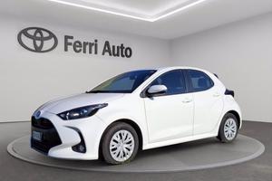 TOYOTA Yaris 1.5h active