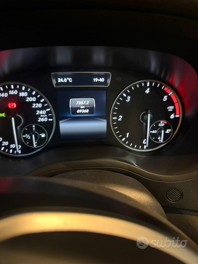 Mercedes-Benz B-Class 2015 photo 4