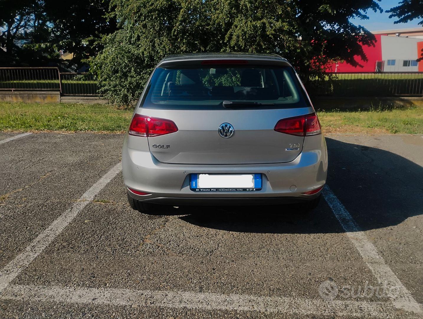 Volkswagen Golf 2015 photo 2