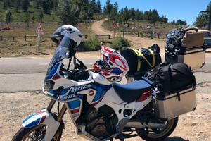 Africa Twin 2018 adv sport cambio manuale