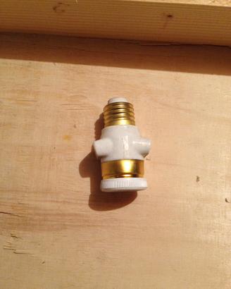 Portalampada in ceramica con 2 attacchi x prese