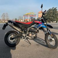 Aprilia sx 125 4t