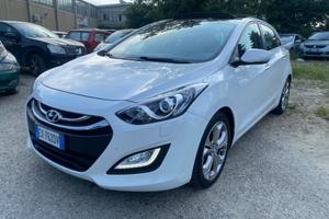 Hyundai i30 1.6 CRDi 128 CV 5p. Style+ A/T