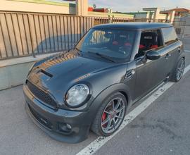 Mini John Cooper Works 211cv #GM