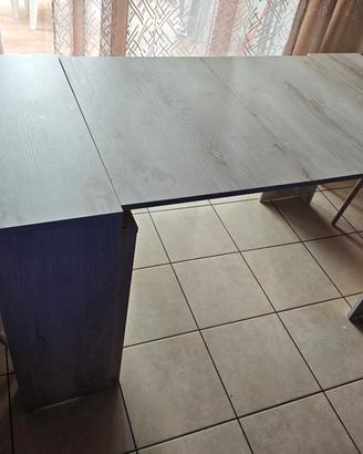 Tavolo da salotto/cucina