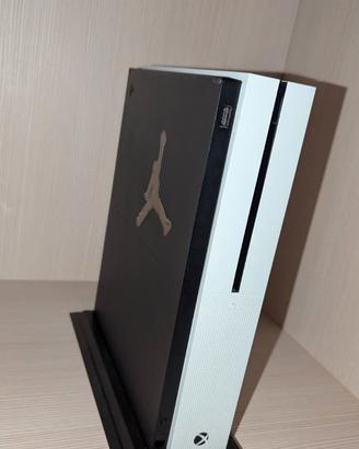 Xbox One S con lettore (Guasta)+Controller +Cavi