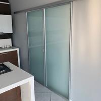 PORTA SCORREVOLE 2 ANTE IN VETRO ACIDATO TEMPERATO