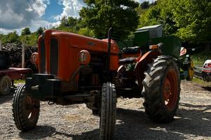 Trattore Fiat 411