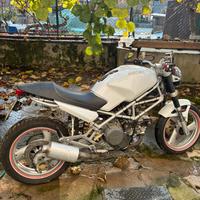Ricambi/Smembro ducati monster 600 1997