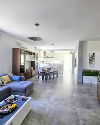 Casa indipendente di 178 m² con più di 5 locali e 