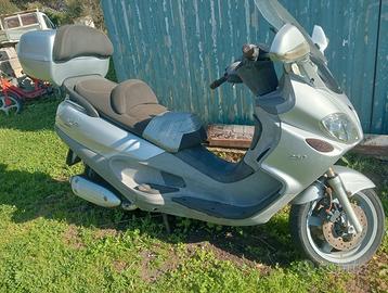 Piaggio Hexagon 250