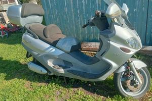Piaggio Hexagon 250