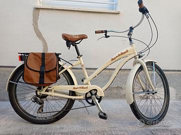 Bici cruiser Velomarche Sun on the beach