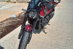 benelli leoncino 500  4500 km
