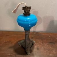 Lampada antica ad olio