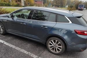 Megane station wagon 17