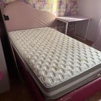 Letto 1 piazza e mezza + materasso e scrivania