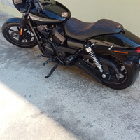 Harley Davidson street 750