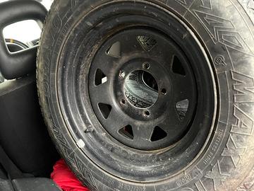 Cerchi Gomme e Distanziali per Suzuki Jimny