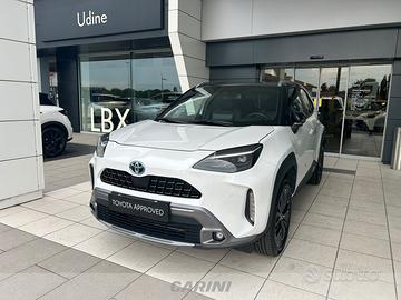Toyota yaris cross 1.5h adventure awd-i 116cv e-cv