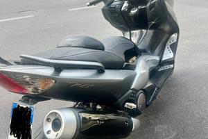 T MAX 500 cc