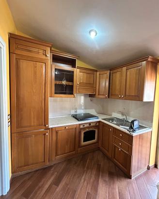 Cucina ad angolo completa elettrodomestici inclusi