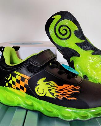 SCARPE BAMBINO N.36 NUOVE – Luci Led