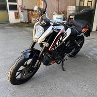 Ktm duke 125