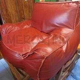POLTRONA ROSSA VBF