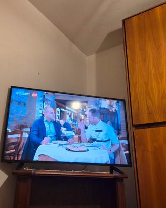 televisore Hitachi 