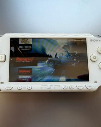 PSP 1000 Bianca + Giochi